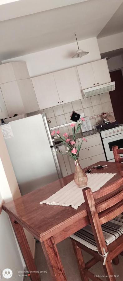 Acogedor Monoambiente Con Parking Daire Neuquén Dış mekan fotoğraf